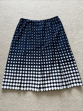 Jones New York Signature Navy Polka Dot A-Line Skirt Size 8